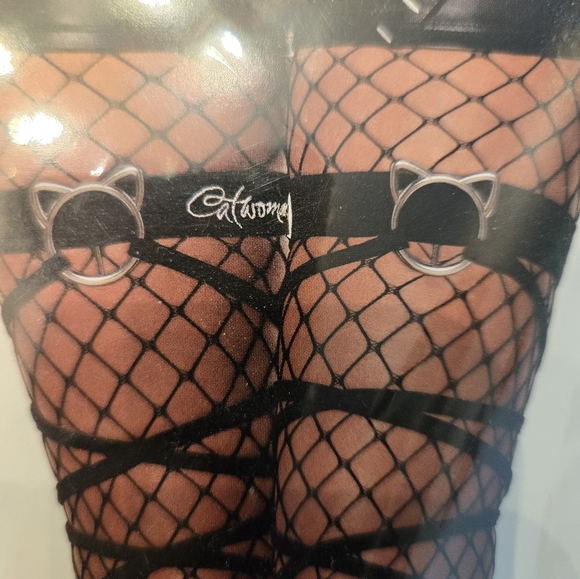 Halloween costume leg wraps and fishnet tights. New. Never opened. - Picture 3 of 6